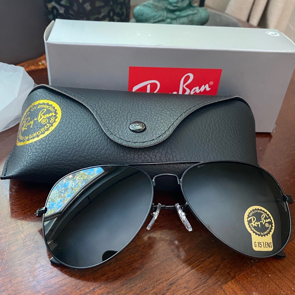 Ray-Ban Aviator Sunglasses, brand new